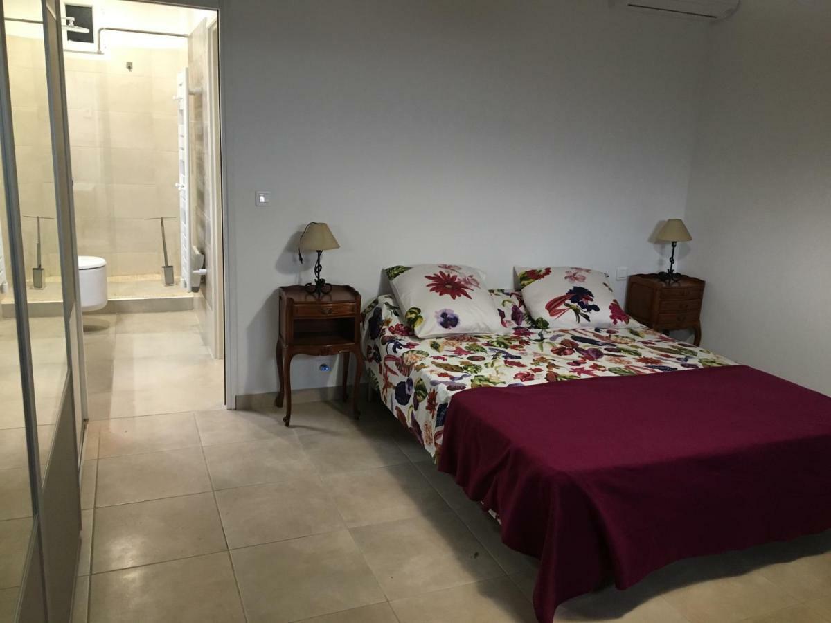 Apartament Au Domaine De Lea Hyères Zewnętrze zdjęcie