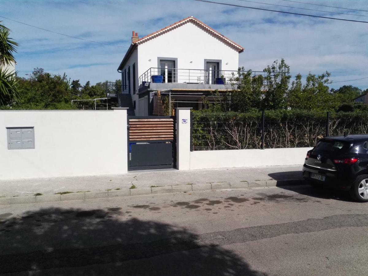 Apartament Au Domaine De Lea Hyères Zewnętrze zdjęcie